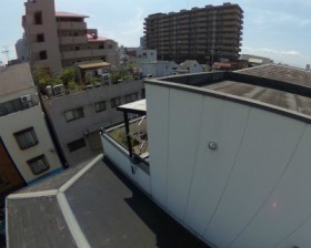 雨漏れの確認中の様子