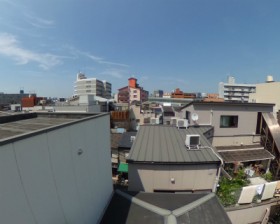 雨漏れの確認中の様子